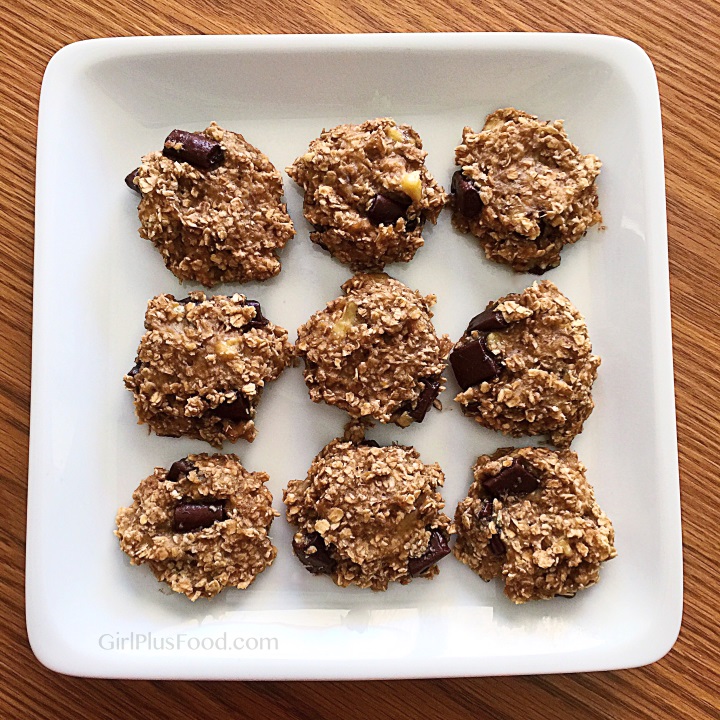 Three Ingredient Banana Oatmeal Chocolate Chip Cookies ...